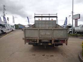 ISUZU NPR - picture2' - Click to enlarge