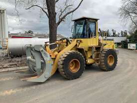 Komatsu WA250-3 Wheel Loader - picture0' - Click to enlarge