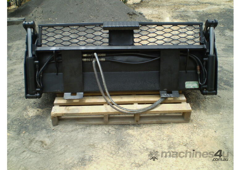 New Bobcat 4 in 1 Bucket Skidsteer Bobcat NEW Skid Steer Buckets in