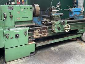 Large Centre Lathe - picture1' - Click to enlarge