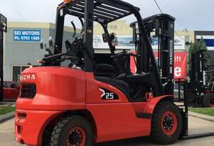 Hangcha X Series 1.5T - 2.5T LPG Forklift