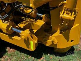 2012 CATERPILLAR D8T CRAWLER DOZER - picture2' - Click to enlarge