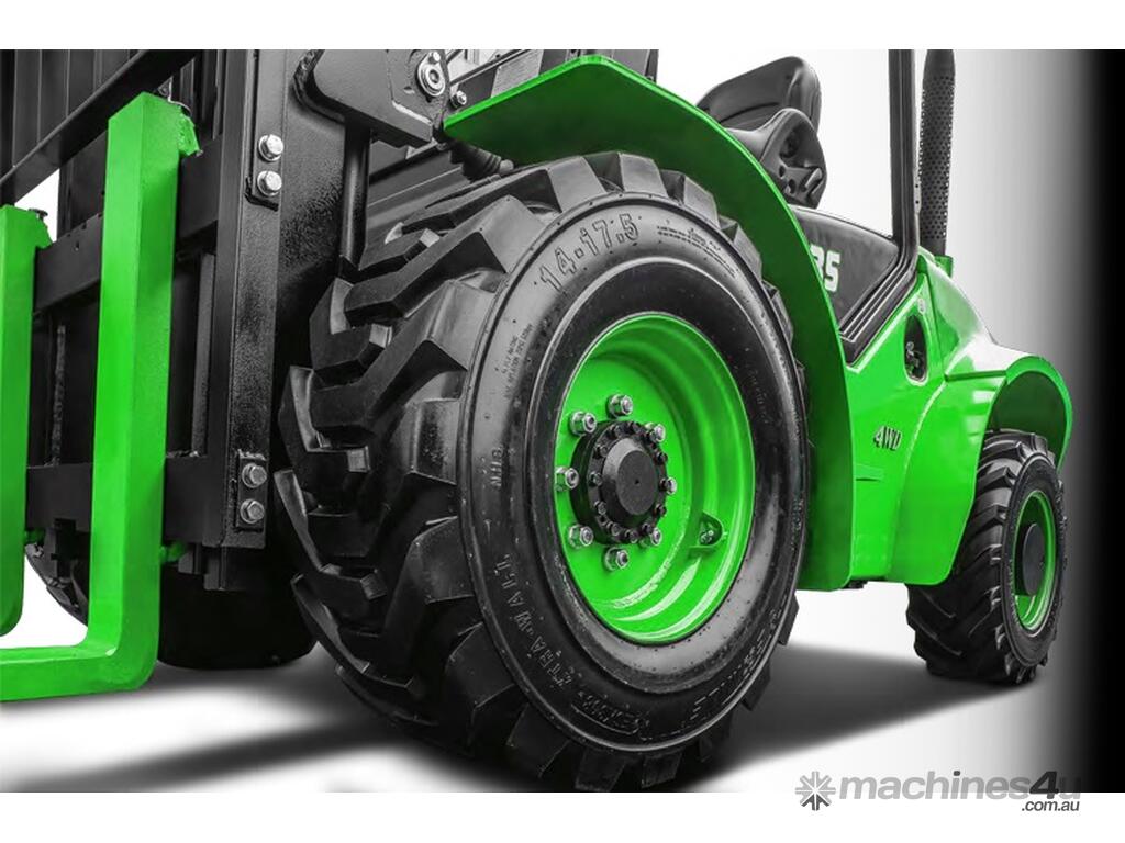 New Hammer Hammer Rough Terrain Forklift Rough Terrain Forklift in