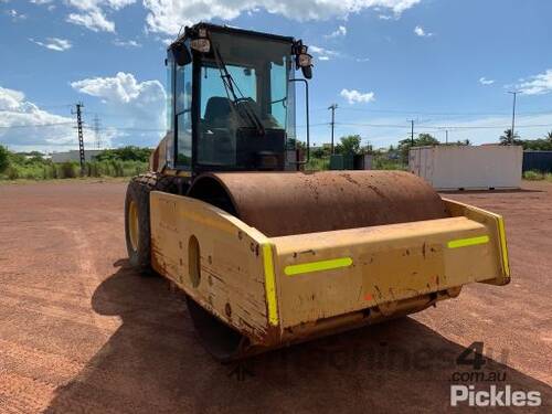 2011 Caterpillar CS74