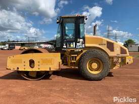 2011 Caterpillar CS74 - picture1' - Click to enlarge