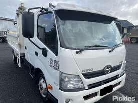 2013 Hino 300 917 - picture0' - Click to enlarge