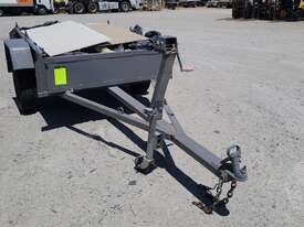 Custom box Trailer - picture0' - Click to enlarge