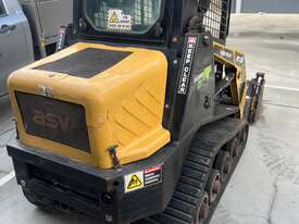 ASV PT-30 Tracked Skid Steer  - picture2' - Click to enlarge