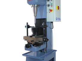 Comec Cylinder Boring Machine - picture0' - Click to enlarge