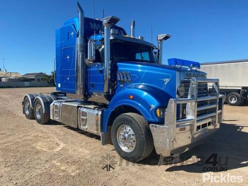 2015 Mack Superliner CLXT 6x4 Prime Mover