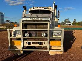 1980 MACK SUPERLINER 6x4 PRIME MOVER - picture0' - Click to enlarge