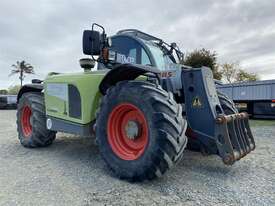 Claas 7030 Scorpion - picture0' - Click to enlarge