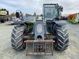 Claas 7030 Scorpion - picture1' - Click to enlarge