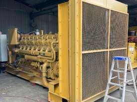 Generator Caterpillar 969 kva, low hours, ready to work. - picture2' - Click to enlarge