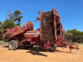 Spudnik 6200 Trailing 2 Row - picture0' - Click to enlarge