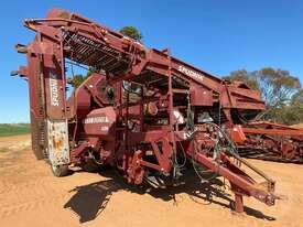 Spudnik 6200 Trailing 2 Row - picture1' - Click to enlarge