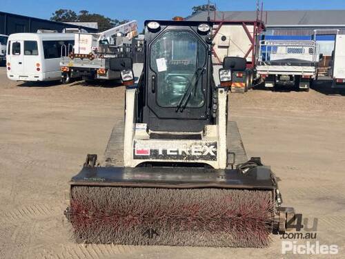 2013 Terex PT100G Skid Steer