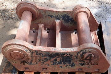 25-46 ton (110/100/80mm pin) Excavator Headstock Hitch Mounting Plate