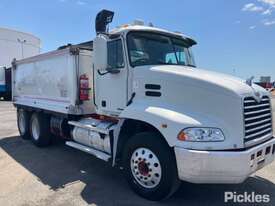 2003 Mack Vision Tipper - picture0' - Click to enlarge