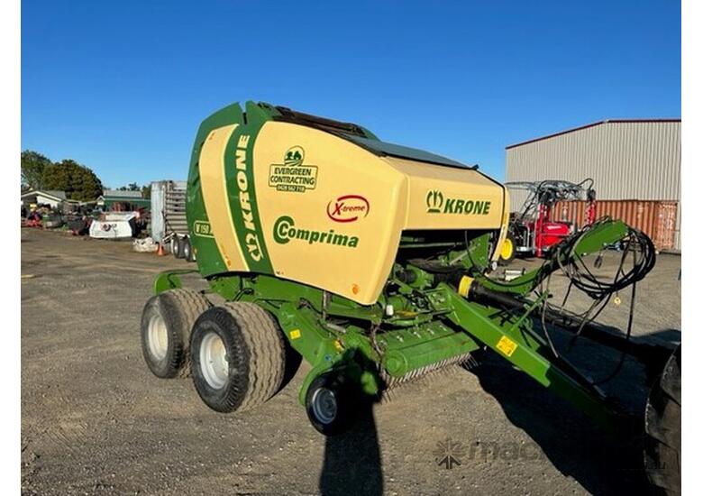 caption 2018 Krone V150XC Round Balers