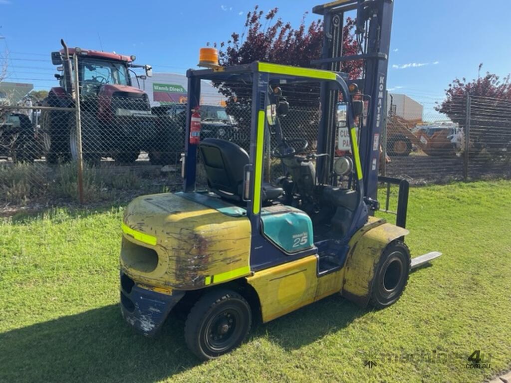 Used Forklift Forklift Komatsu 2 5 Tonne Dual Wheels Counterbalance