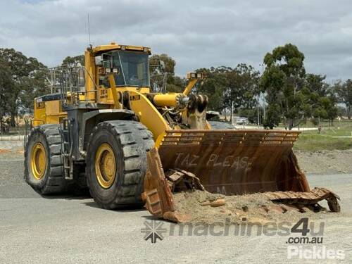 Komatsu WA700-3 Articulated Wheel Loader