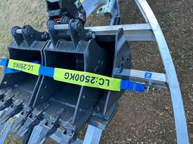 Excavator E20 with Sure weld Aluminum trailer Quick hitch, auger drive and Augers  - picture1' - Click to enlarge