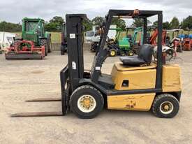Yale GP25RE Forklift (Container Mast) - picture2' - Click to enlarge