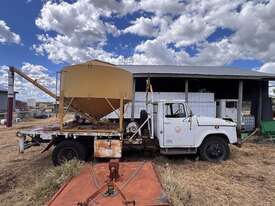 1988 INTERNATIONAL EX ELECTRICAL CABLE TRUCK  - picture2' - Click to enlarge