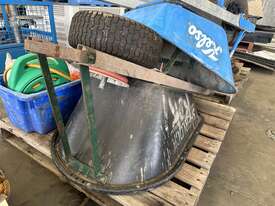 2 x Used Wheelbarrow & Contents - picture0' - Click to enlarge