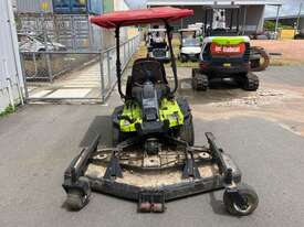 Kobota F3060 Ride On Mower - picture0' - Click to enlarge