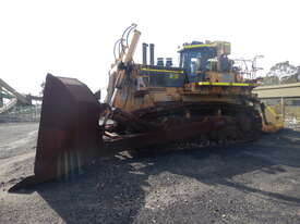 Komatsu D475A-5EO - picture1' - Click to enlarge