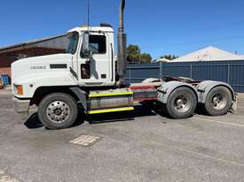 2007 Mack CH Value Liner Prime Mover Day Cab - picture2' - Click to enlarge