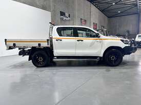 2022 Toyota Hilux SR (4WD) Diesel - picture1' - Click to enlarge