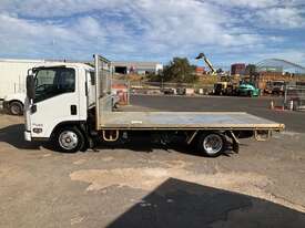 2016 Isuzu NLR 45-150 Tray Top - picture2' - Click to enlarge
