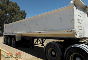 (7007) 2004 Nem Tri-axle Steel Tipper (Maryborough, VIC)