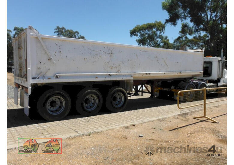 (7007) 2004 Nem Tri-axle Steel Tipper (Maryborough, VIC)