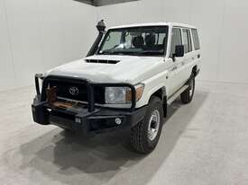 2019 Toyota Landcruiser V8 (4x4) Diesel Wagon (Ex-Mine) - picture0' - Click to enlarge