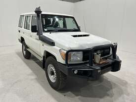 2019 Toyota Landcruiser Wagon V8 4X4 Diesel (Ex-Mine) - picture0' - Click to enlarge