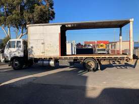 2003 Nissan UD PK245 Curtain Sider - picture2' - Click to enlarge