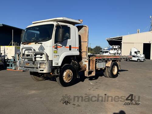 2017 Isuzu FTS 800 4x4 Tray Truck