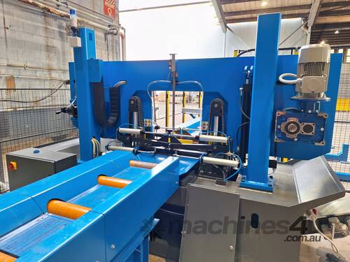 caption Automatic BTM TT 350 Bandsaw Machine