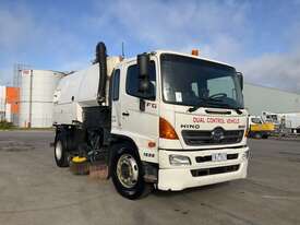 2016 Hino FG 500 1628 Street Sweeper - picture0' - Click to enlarge