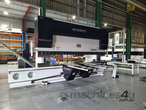 ACCURPRESS Absolute 250 Tonne 8 Axis 5 Metre Press Brake