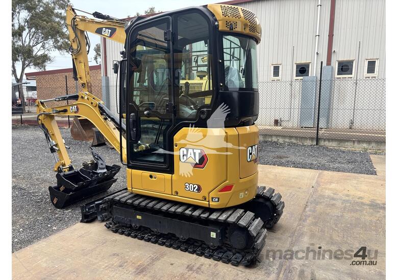 2021 CATERPILLAR 302CR 22N42