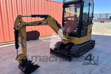 Caterpillar 2021   302CR 22N42