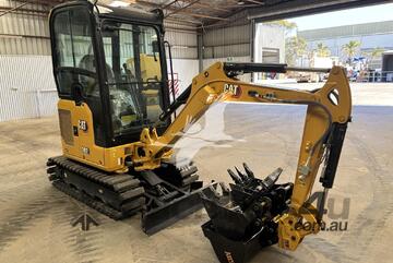 Caterpillar 2021   302CR 22N42