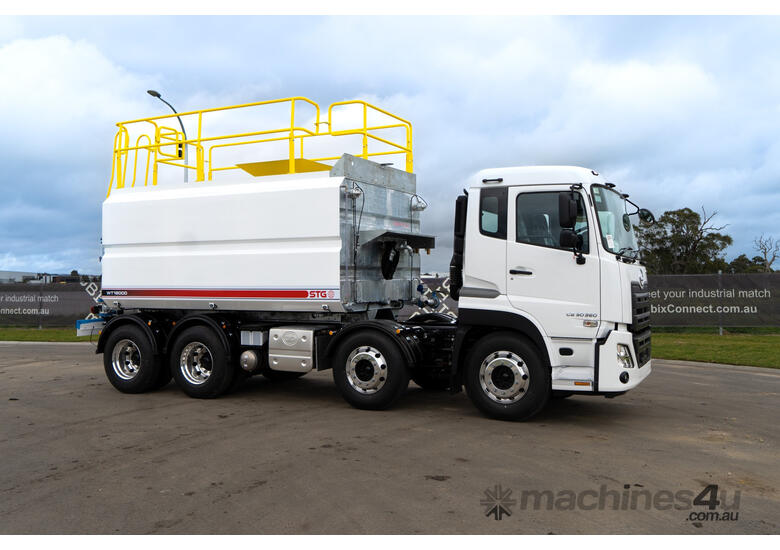 caption UD Quon Water truck Truck