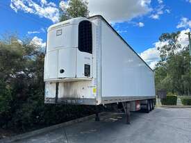 Trailer refrigerated  40 ft chiller rails on air bags - picture8' - Click to enlarge