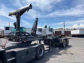 2021 Blade Engineering ST2 Hook Bin Lifter - picture0' - Click to enlarge